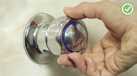 shower diverter handle just spins|Shower Knob Keeps Spinning And Turning: How To Fix It